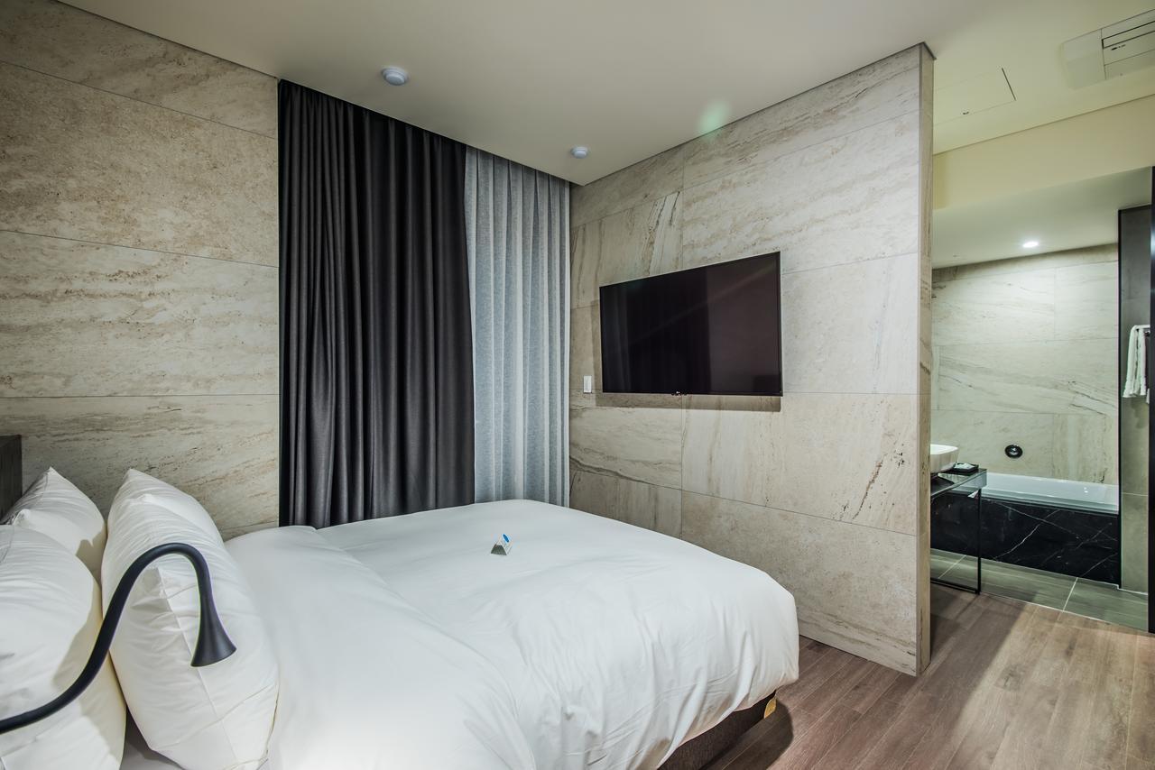 Rivertain Hotel Tegu Kültér fotó